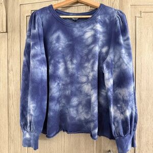 Balloon sleeve sweatshirt